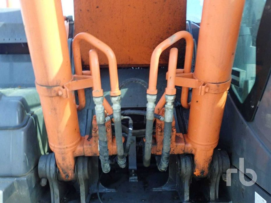 Vand Excavator Hitachi ZX 210 AN 2011 ore 9980