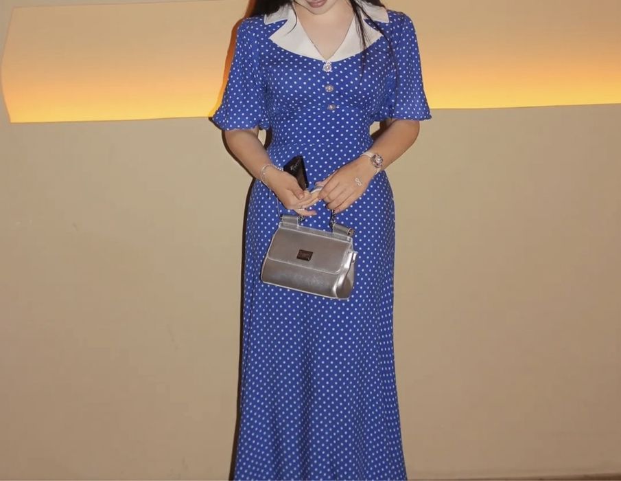 Продам красивое сниее платье