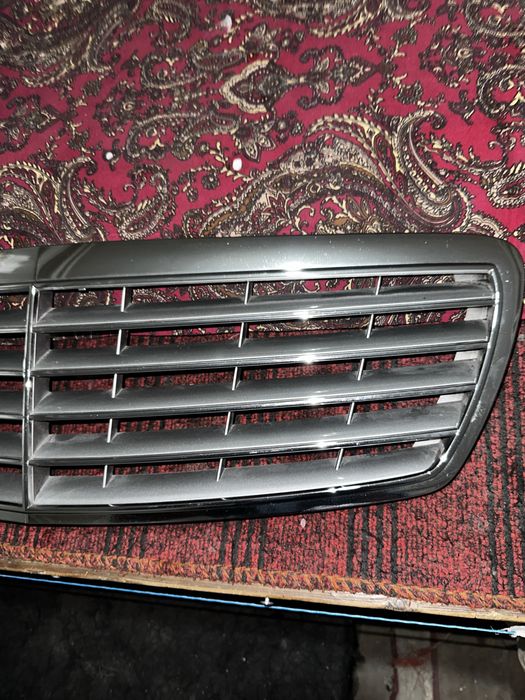 Mercedes benz W211 ORIGINAL Ablisofka sotiladi