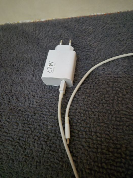 Продавам Xiaomi 13 lite 256GB