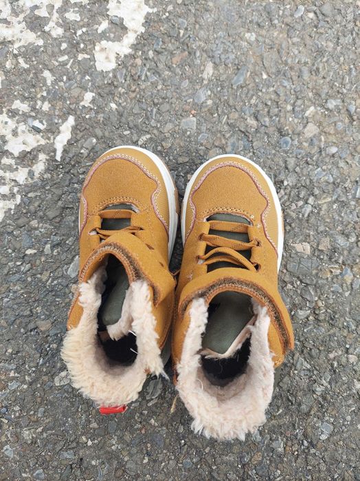 Bocanci de iarna pentru copii,imblaniti