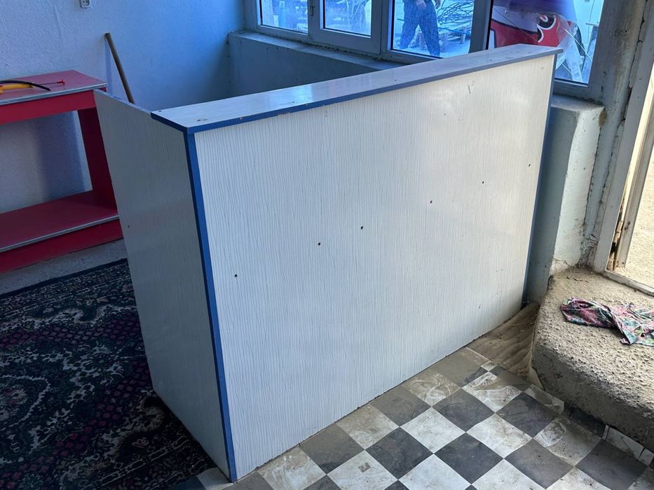 Sotuvchi Stoli (Prilavka)