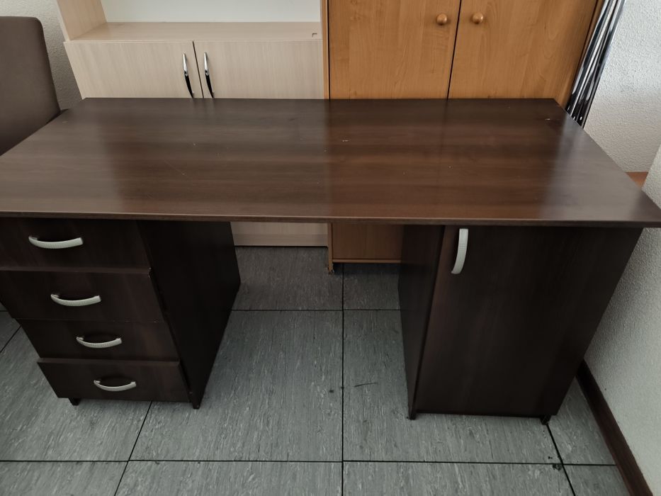 Богатый Чёрный угловой стол руководителя