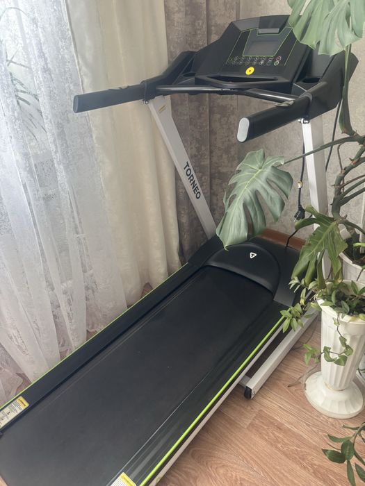 Продам беговую дорожку