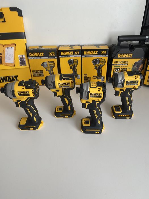 Импакт / Винтоверт DeWALT 18V XR Brushless