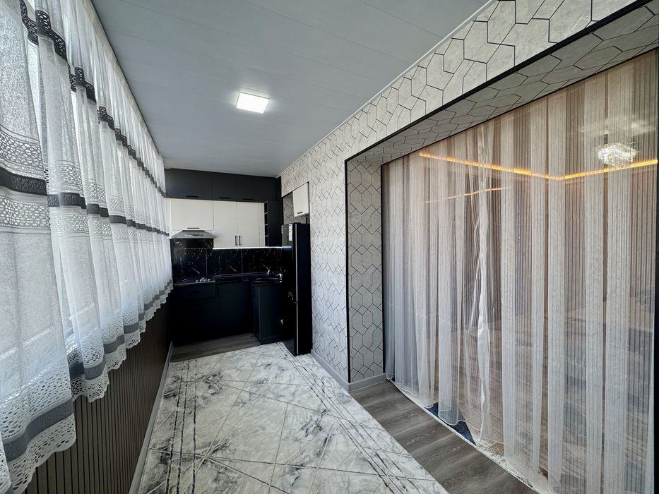 3х комнатная квартира, на 2 этаже. Согдиана.