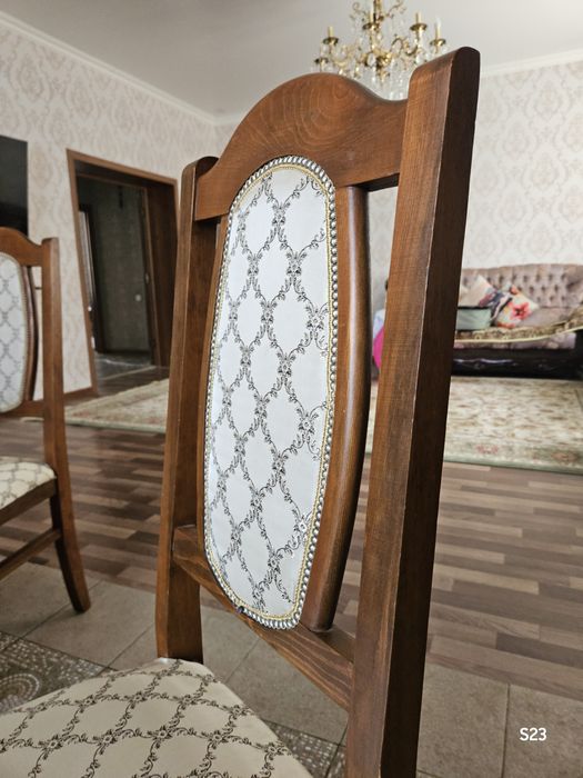 Стулья+тв тумба подарок!