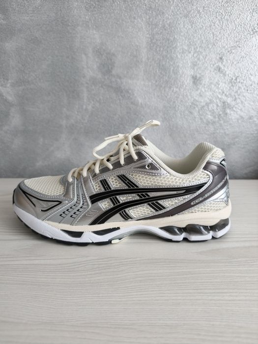 Asics gel kayano 14 cream/black 42.5 EU