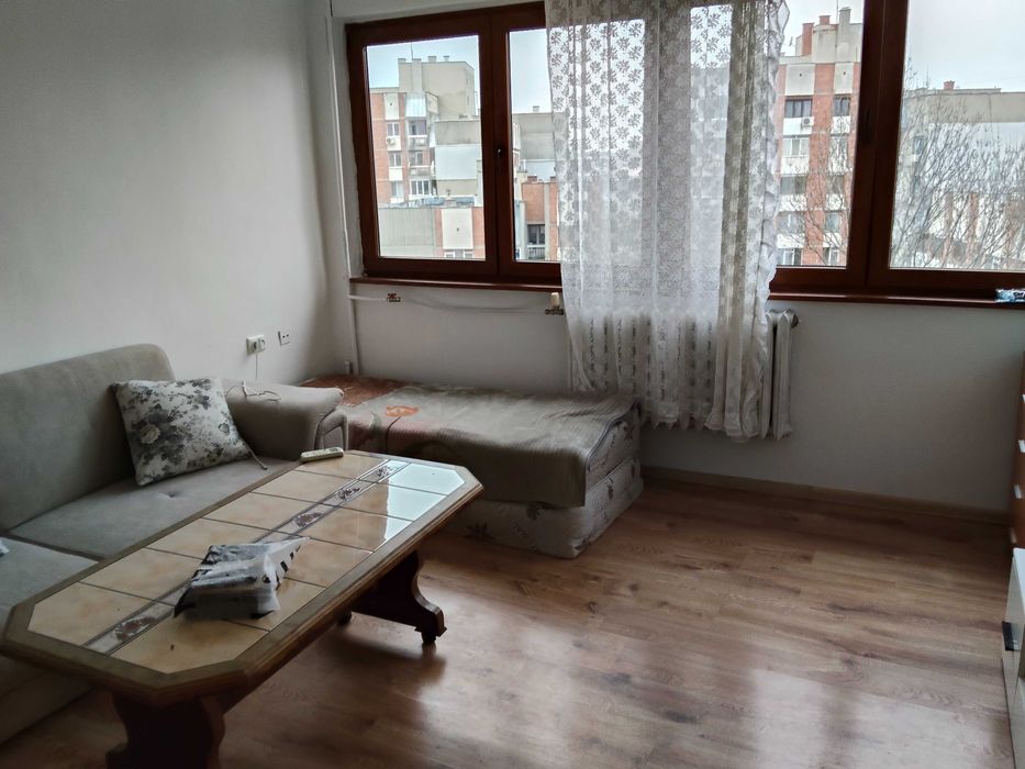 Гарсониера под наем