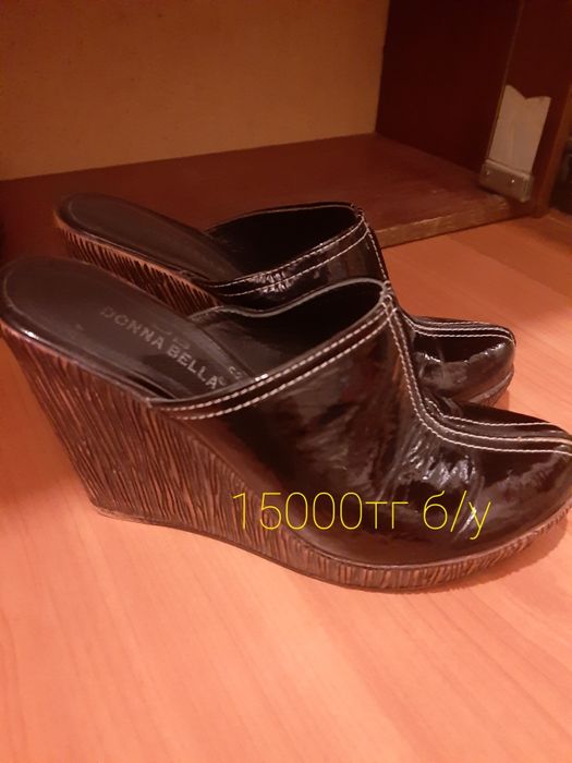 Обувь,  тапочки,  босоножки