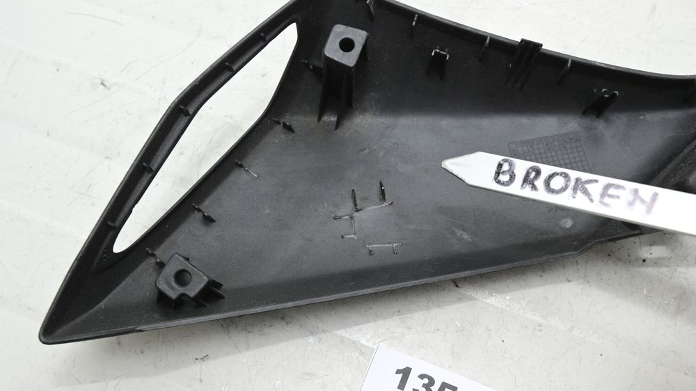 Carena Ornament Galerie Aer Dreapta Yamaha MT 125 2020 - 2025