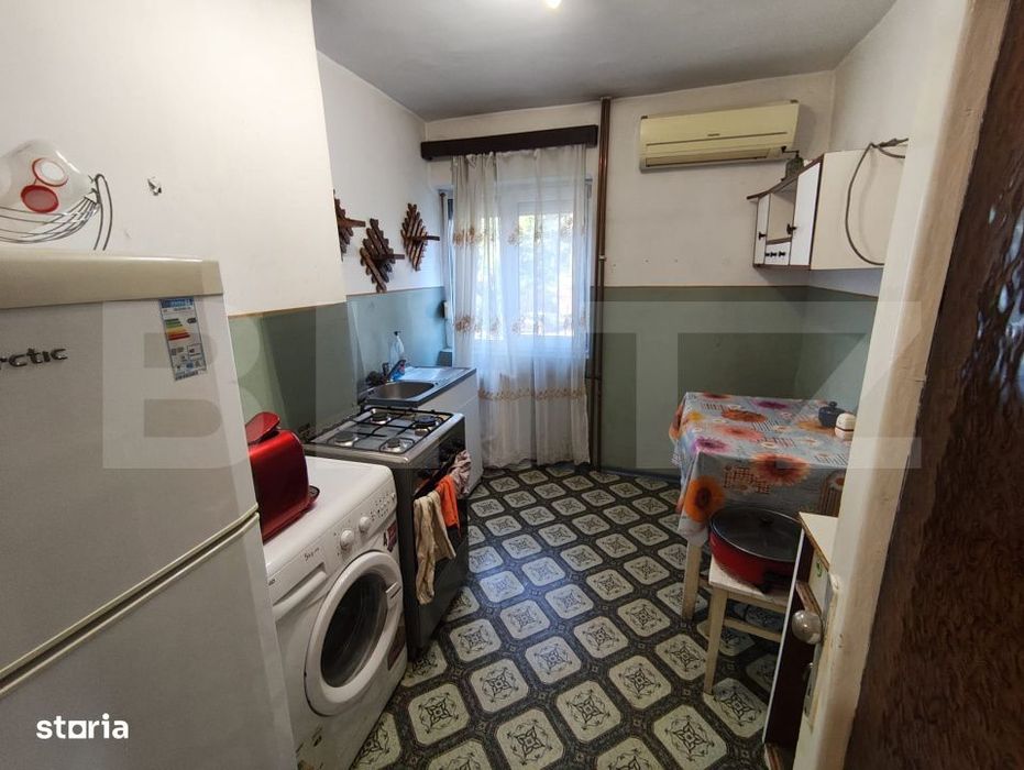 Apartament 3 camere la etajul 1 renovabil in Nufarul