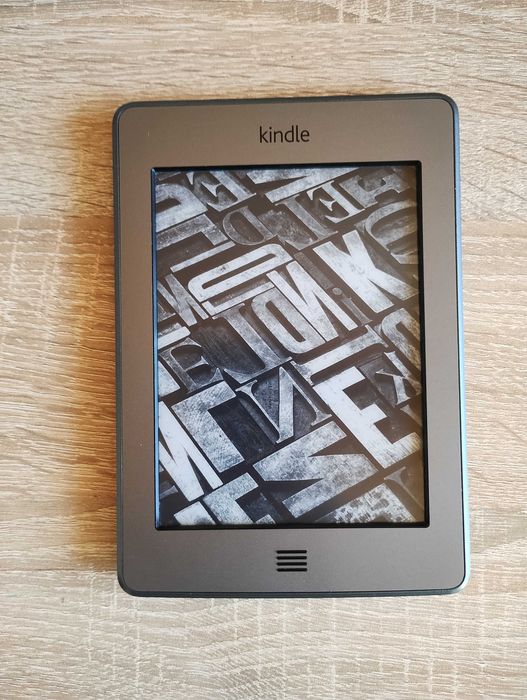 Amazon Kindle Touch D01200