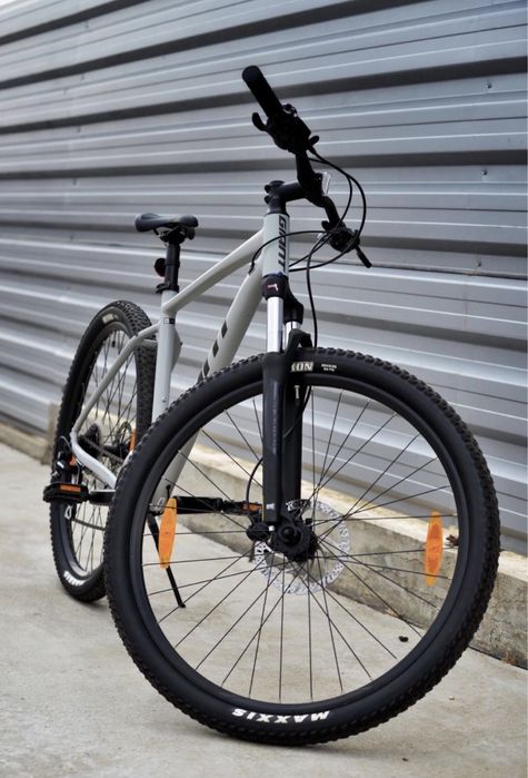 Bicicleta GIANT TALON 2