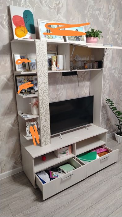 Продам стенку под TV