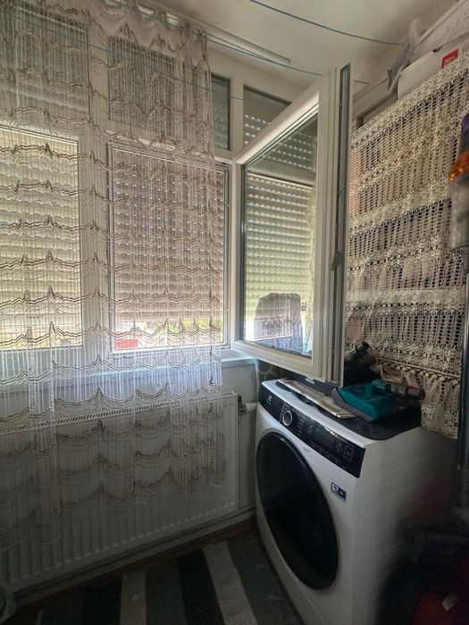 Apartament cu 2 camere, 42 mp, complet renovat ,se vinde nemobilat – Aleea Nufărului! Tel: 0741660005