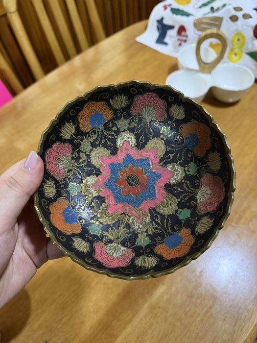 Отдам старую посуду!