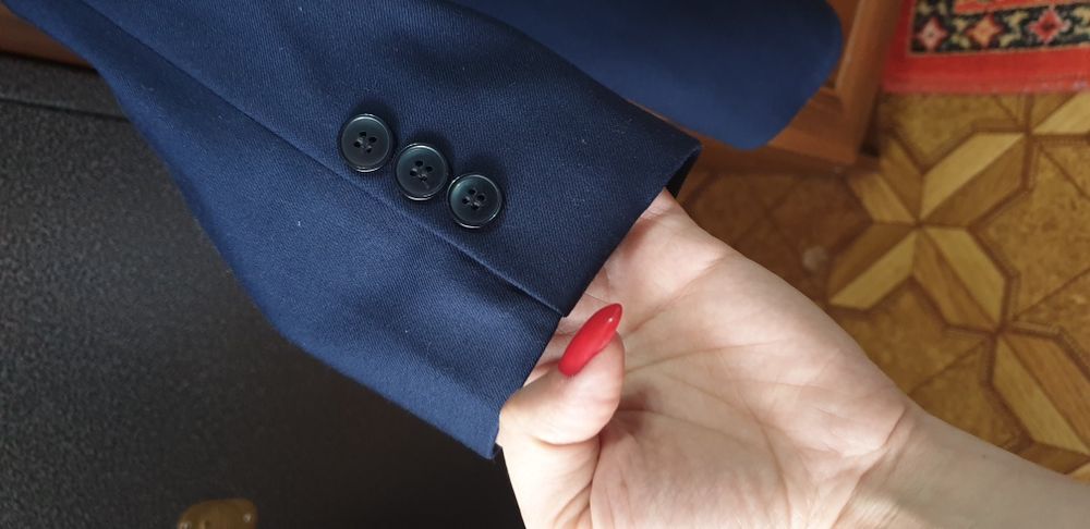 Продам костюм. Детский.