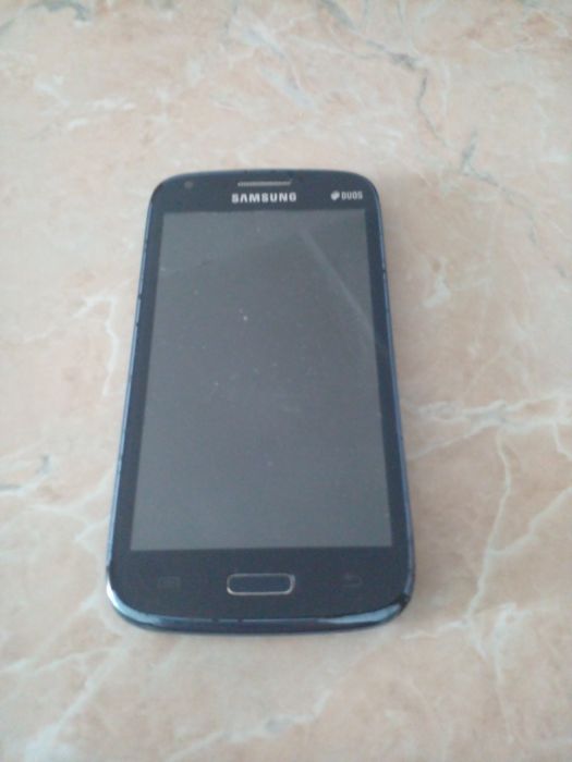 Продам телефоны. Смотрите.