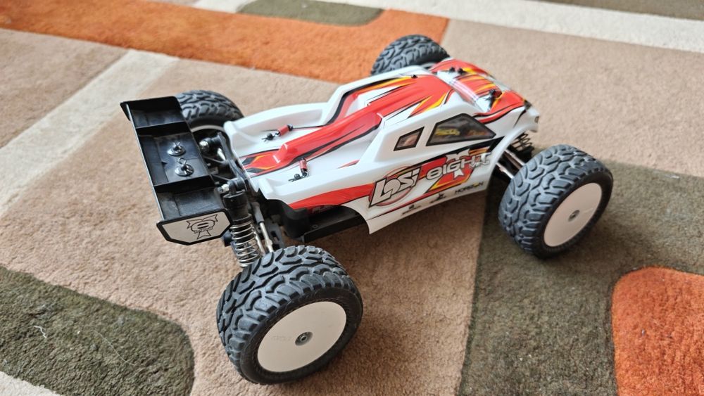Losi Mini 8 тръги