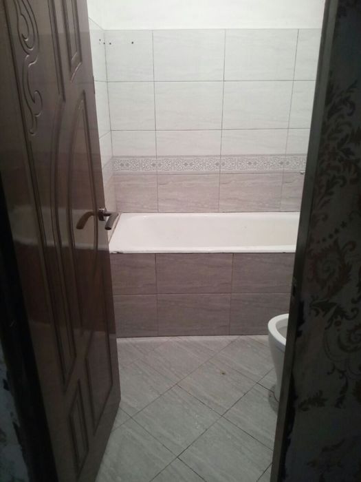 Тахияташда 1чи микра районда 29-дом квартира сатилади 2 комната