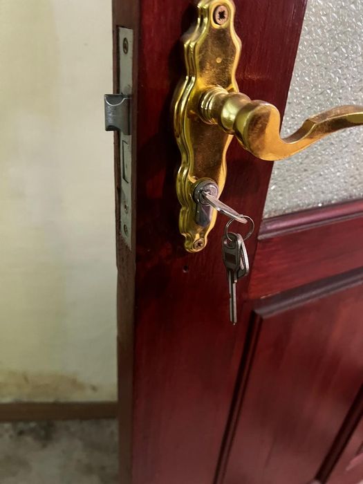 Двери 5шт срочно