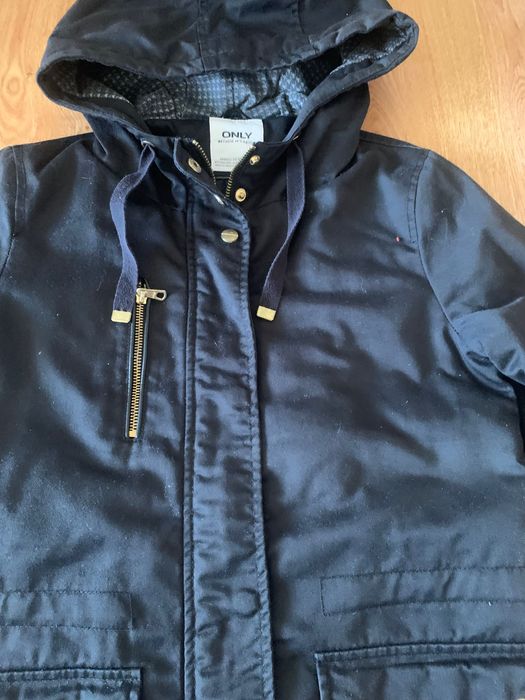 Черна парка изгодно