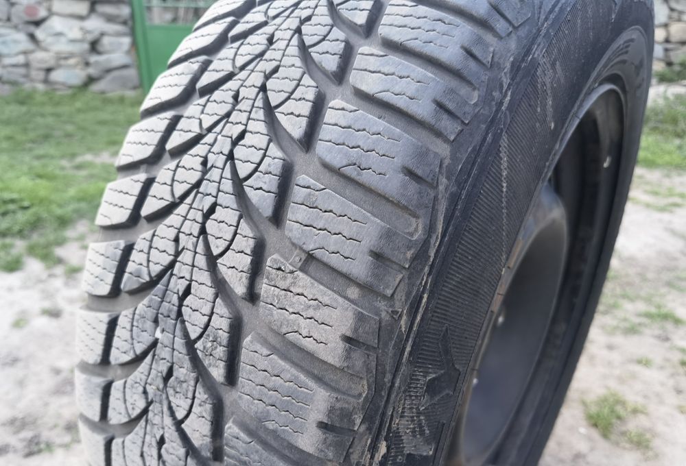 Метални джанти 4броя BMW оригинални 5х120 16 инча със зимни гуми.