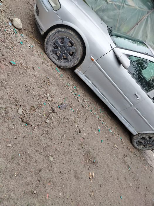 Opel Vectra B 2000 ron