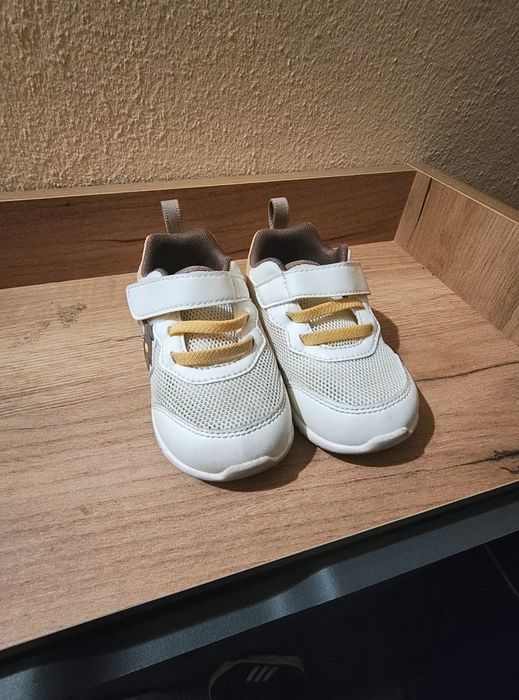 Продам детские кроссовки dr kong