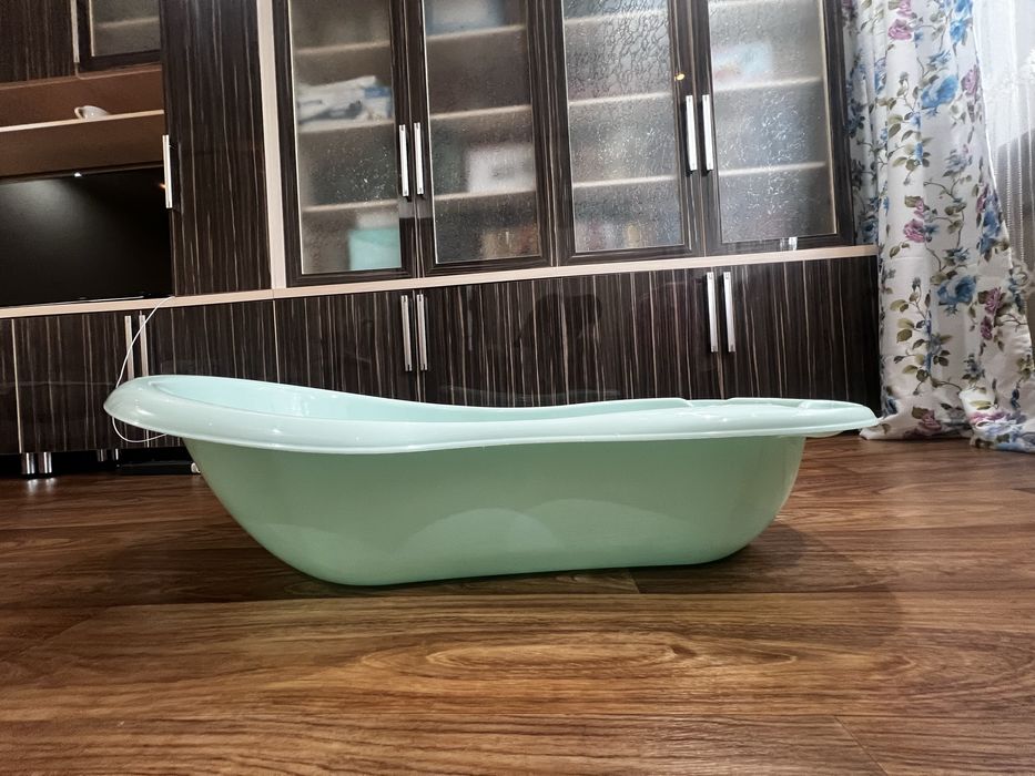 Продам ванну для купания детей