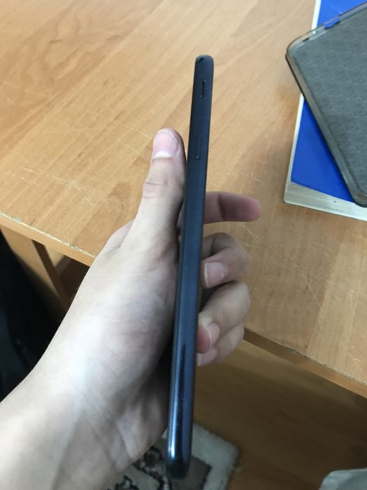 Телефон SAMSUNG J4+