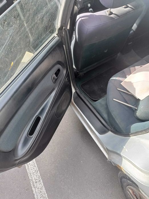 Mazda 323F Lantis 1.5 1997г.