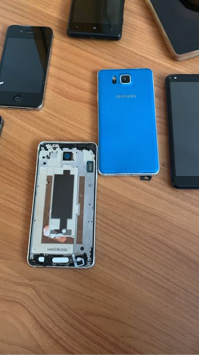 Telefoane ,tablete pentru piese sau reparat