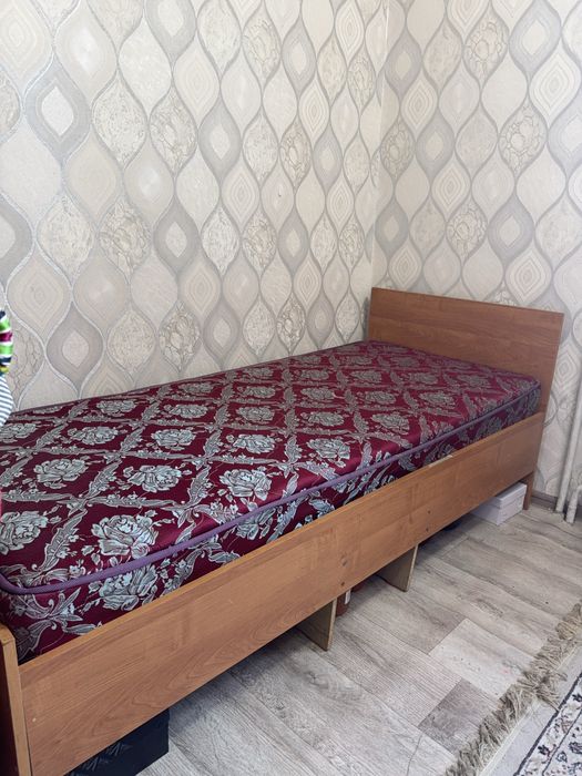 1 кісілік төсек сатылады