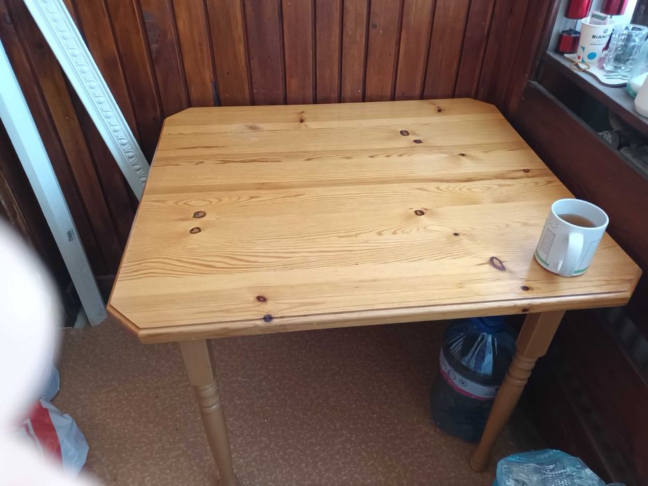 Голяма дървена кухненска маса 80/90см- уникална, правена по поръчка!