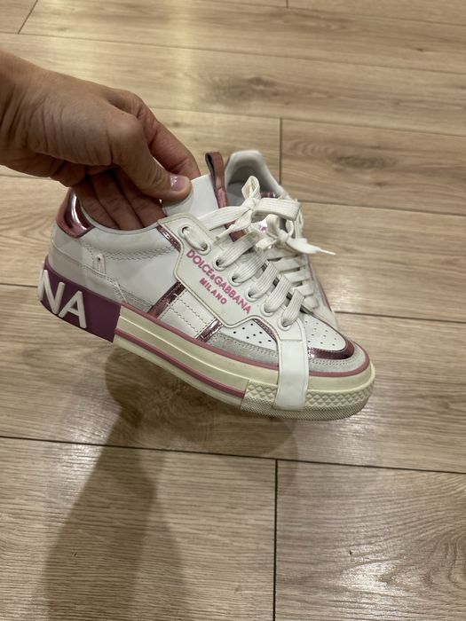 Продаю кроссовки Dolce Gabbana