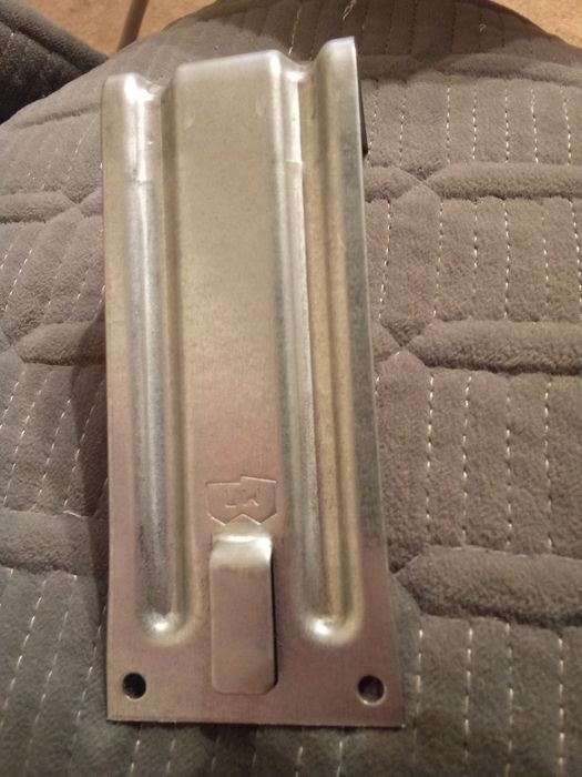 Продам! Кронштейн крепежный