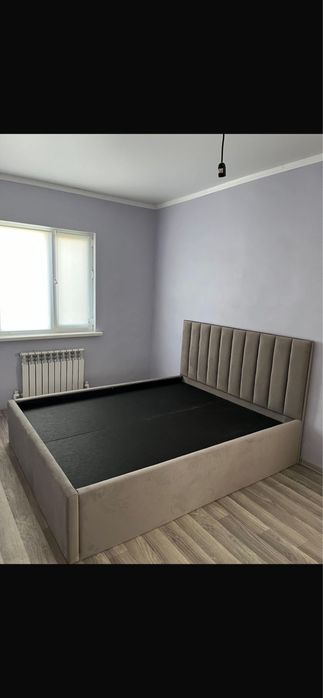 Продам двуспальную кровать