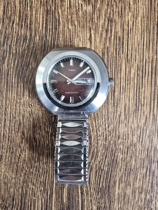 Винтич часовник Timex UFO
