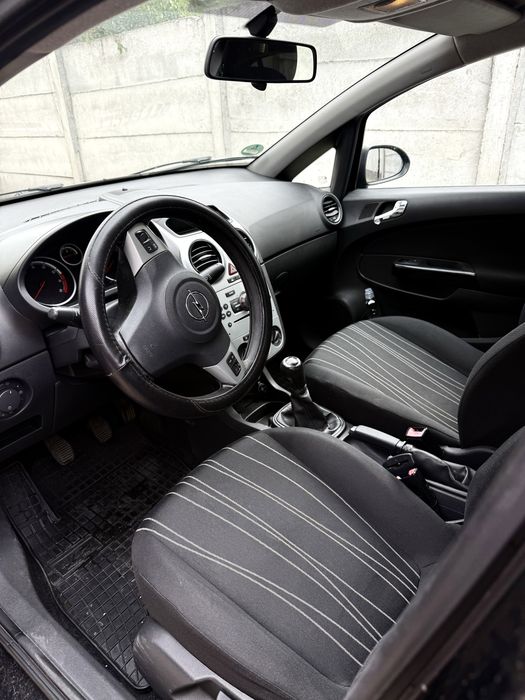 Opel Corsa D 1.2 benzina