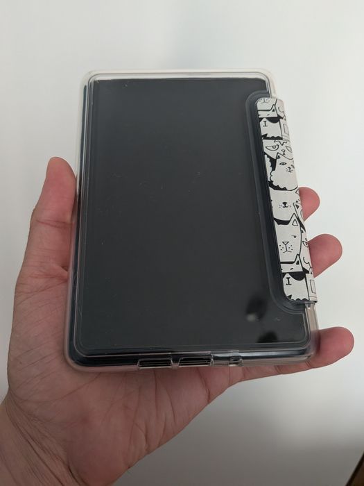Husa cu pisici jucause Kindle 11 (2024)