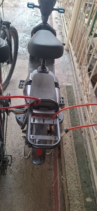 Скутер сотилади почти янги хамма нарсаси бор