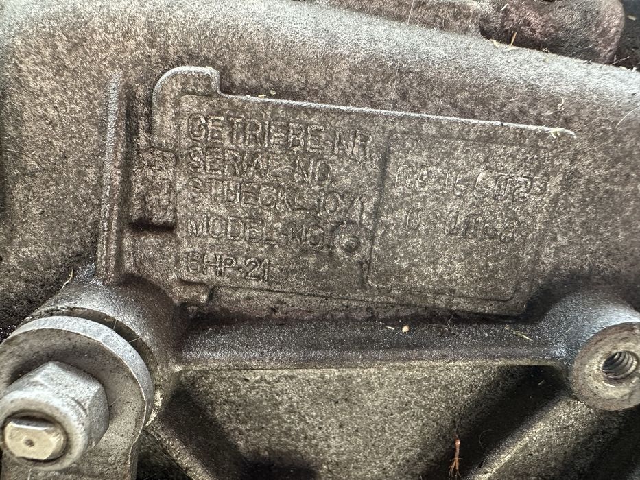 Cutie automata bmw 6hp21 184 cai