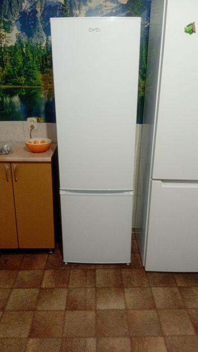 Продам холодильник новый