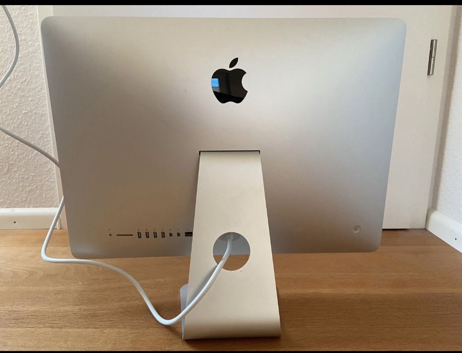 iMac 21.5" (2014) – i5 • 8GB RAM • 500GB • Stare foarte bună