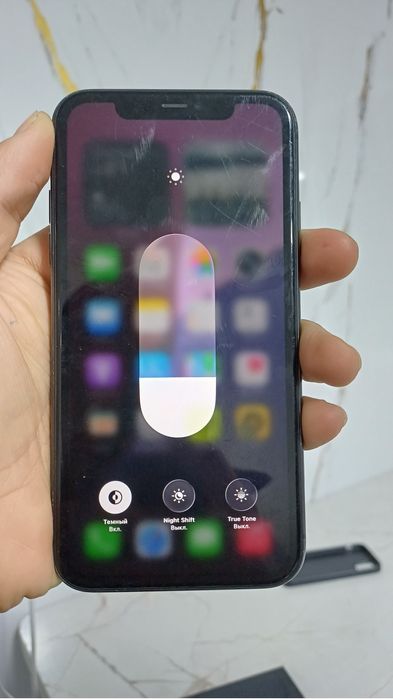 Iphone 11 в отличном состоянии