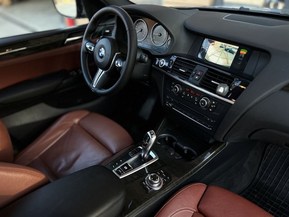 BMW X3 / F25 // M-Paket /// Automat // XDrive // 184 / Head Up Display