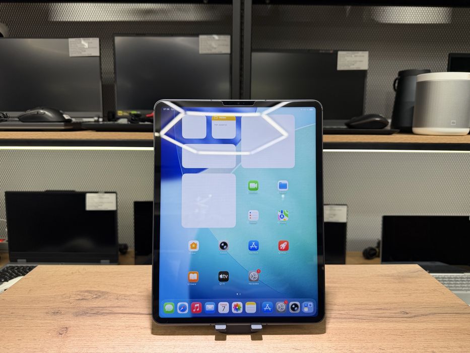 iPad Pro 12.9" 5 Generation, Wi-Fi+Cellular, 2 TB, АКБ93%, 2520/А10