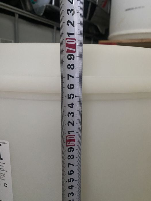 Канистры пластиковые 150л очень плотные качество люкс